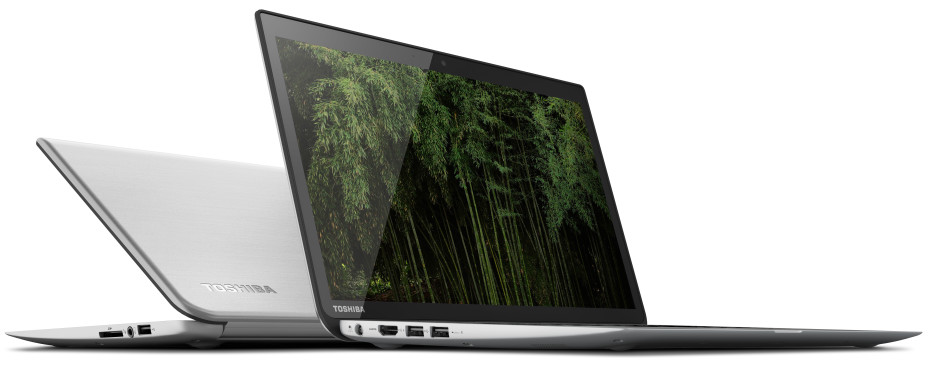 Deux ultrabooks Toshiba Kira côte à côte, écran affichant une forêt de bambous