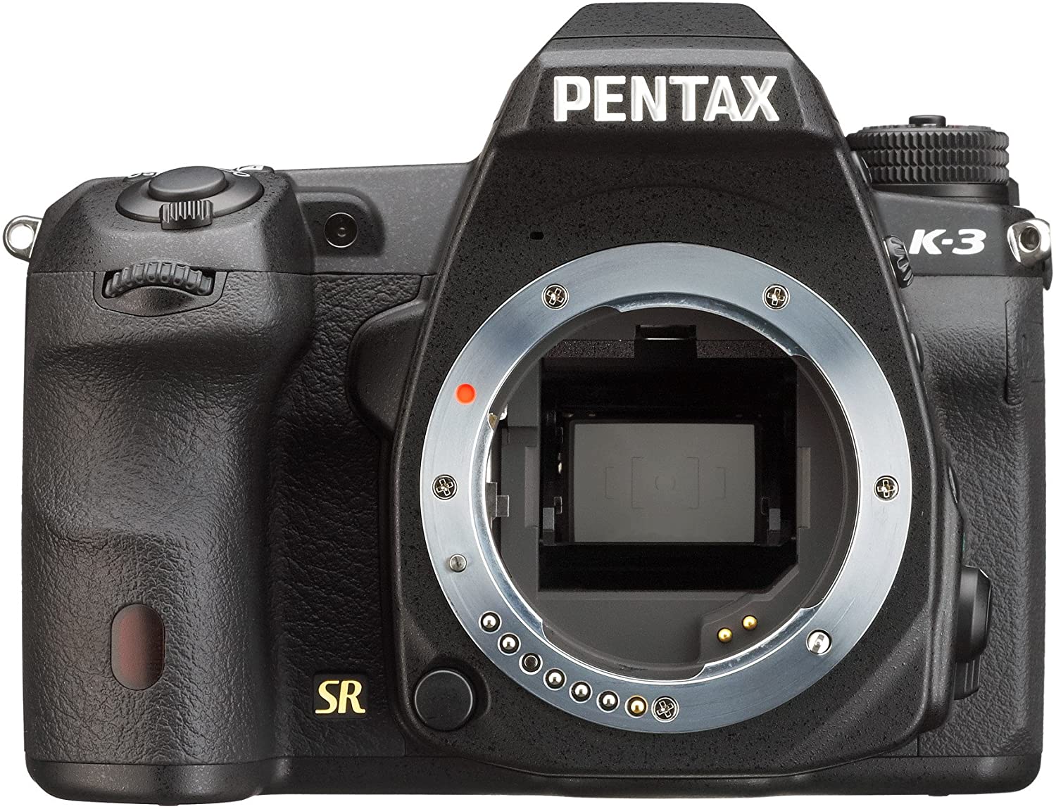 Boîtier Pentax K-3 vu de face, sans objectif, montrant le miroir et la monture