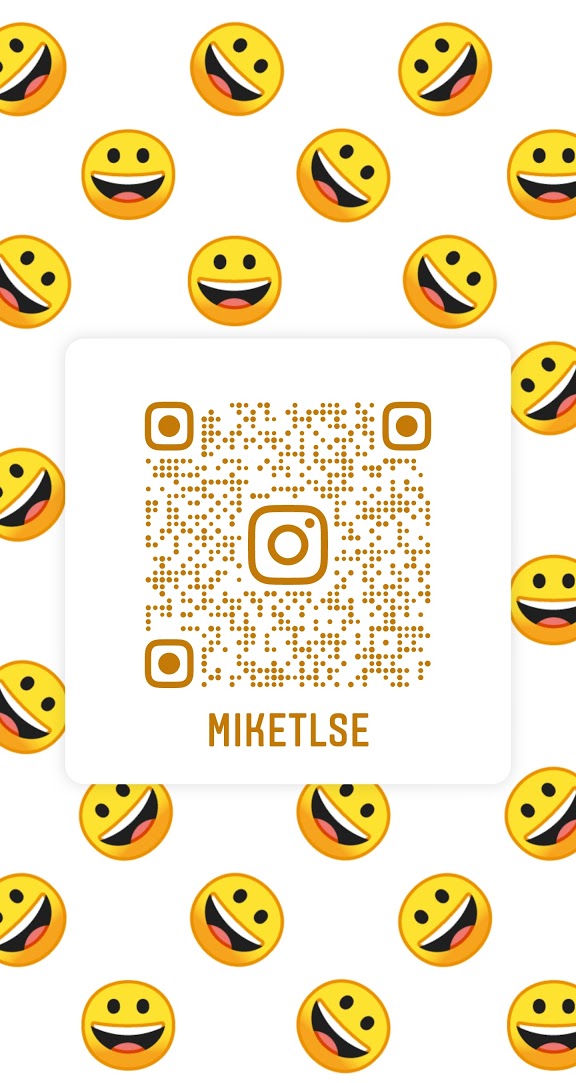 Code QR Instagram du compte miketlse, sur fond d'emojis souriants